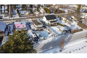 2245 Shuswap Avenue - Photo 92