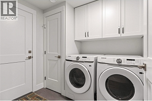 6457 Okanagan Landing Road - Photo 29