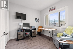 6457 Okanagan Landing Road - Photo 33