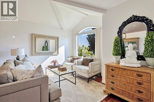 3482 Ridge Boulevard - Photo 11