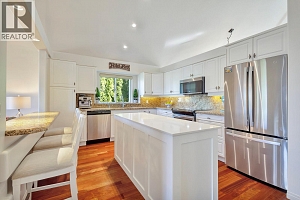 3482 Ridge Boulevard - Photo 5