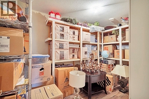 3482 Ridge Boulevard - Photo 52