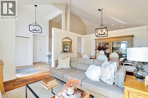 3482 Ridge Boulevard - Photo 6