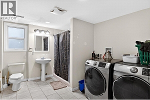 2848 Lower Glenrosa Road - Photo 32