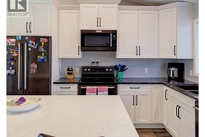 2312 Hunter Avenue - Photo 12