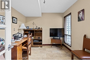 171 Snowsell North Street - Photo 8