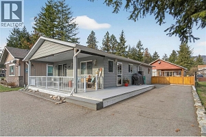 206 Falcon Avenue - Photo 2