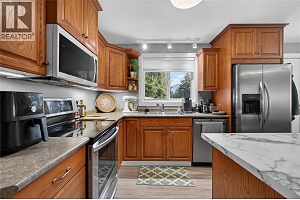 206 Falcon Avenue - Photo 22