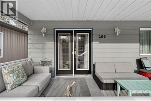 206 Falcon Avenue - Photo 33