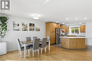 1492 Longley Crescent - Photo 11