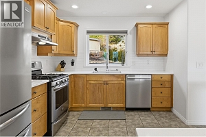 1492 Longley Crescent - Photo 14