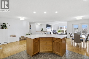 1492 Longley Crescent - Photo 15