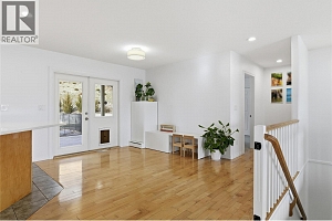 1492 Longley Crescent - Photo 16