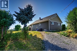 3995 Swamp Road - Photo 16