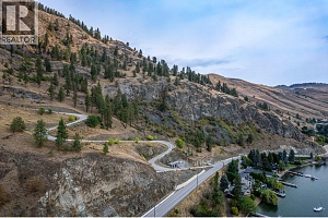 8201 Tronson Road - Photo 3