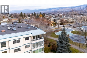 255 McIntosh Road Unit# 305 - Photo 38