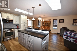 519 Loon Avenue - Photo 12