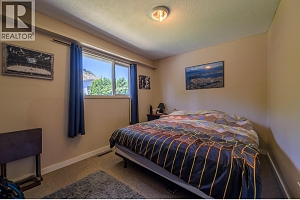 531 BAYWOOD Crescent - Photo 13