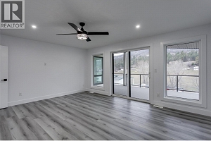 474 Snowsell Street N - Photo 33