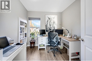 725 Stanley Avenue - Photo 18