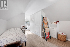 725 Stanley Avenue - Photo 22