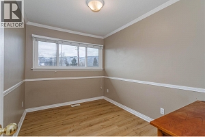 885 Walrod Street - Photo 11