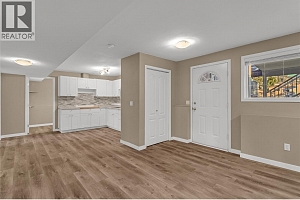 885 Walrod Street - Photo 19