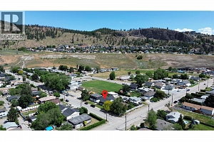 885 Walrod Street - Photo 43