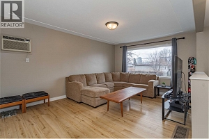 885 Walrod Street - Photo 8