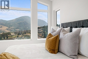 901 Melrose Street - Photo 32