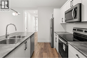 901 Melrose Street - Photo 80