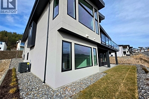 901 Melrose Street - Photo 90