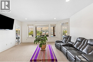 1033 Longacre Place - Photo 46