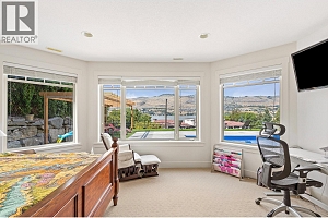 1033 Longacre Place - Photo 56