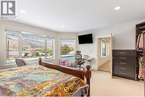 1033 Longacre Place - Photo 58