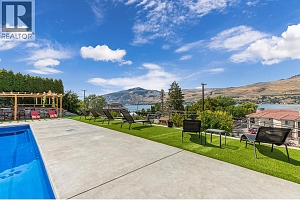 1033 Longacre Place - Photo 74