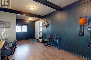 5186 Mackinnon Road - Photo 32