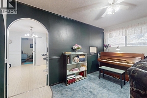 5186 Mackinnon Road - Photo 37