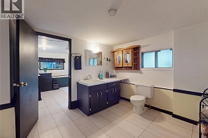 5186 Mackinnon Road - Photo 55