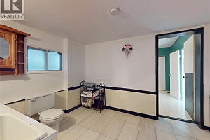 5186 Mackinnon Road - Photo 56