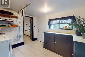 5186 Mackinnon Road - Photo 58