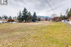 5186 Mackinnon Road - Photo 65