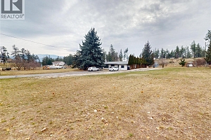 5186 Mackinnon Road - Photo 66