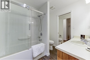 575 Sutherland Avenue Unit# 304 - Photo 23