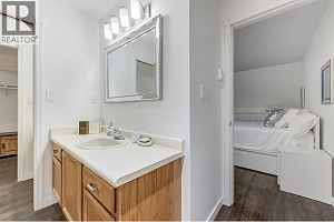 575 Sutherland Avenue Unit# 304 - Photo 25