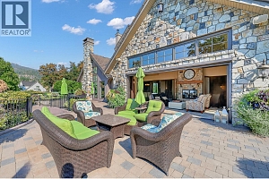 12056 Okanagan Centre Road W - Photo 21