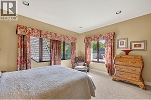 12056 Okanagan Centre Road W - Photo 39