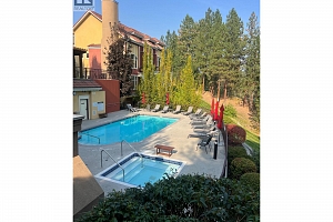 1795 Country Club Drive Unit# 229 - Photo 4