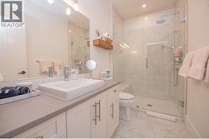 213 Ashcroft Place - Photo 46