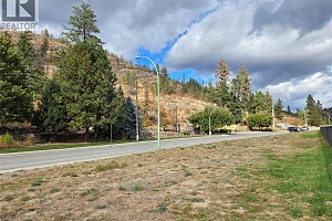 2741 Auburn Road - Photo 10